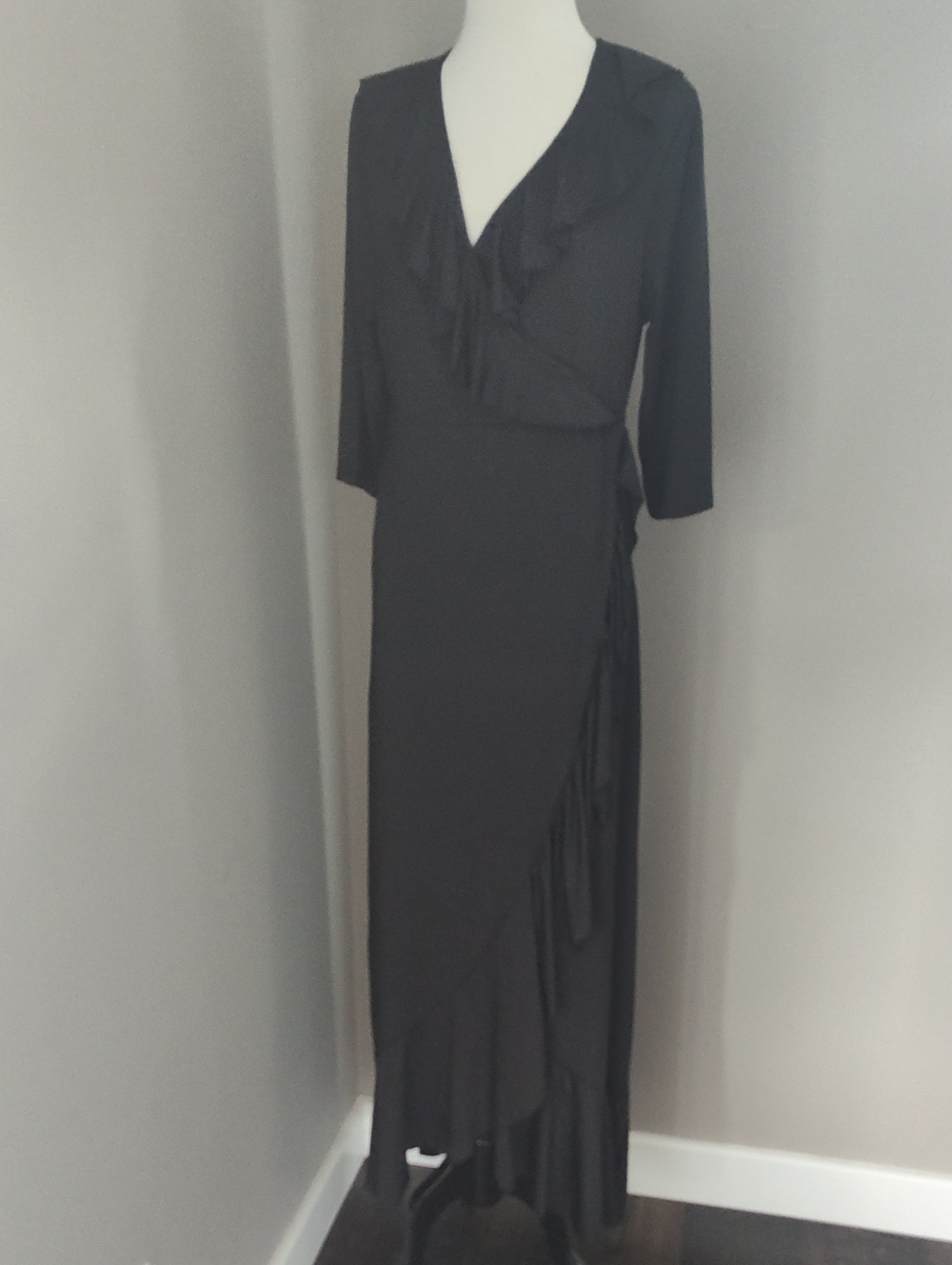 Sapphyra Beautiful Stretchy Black Ruffle-Trim Maxi Wrap Top Dress